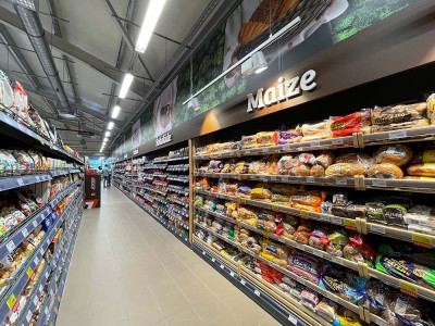 Shop shelves in Salaspils 12